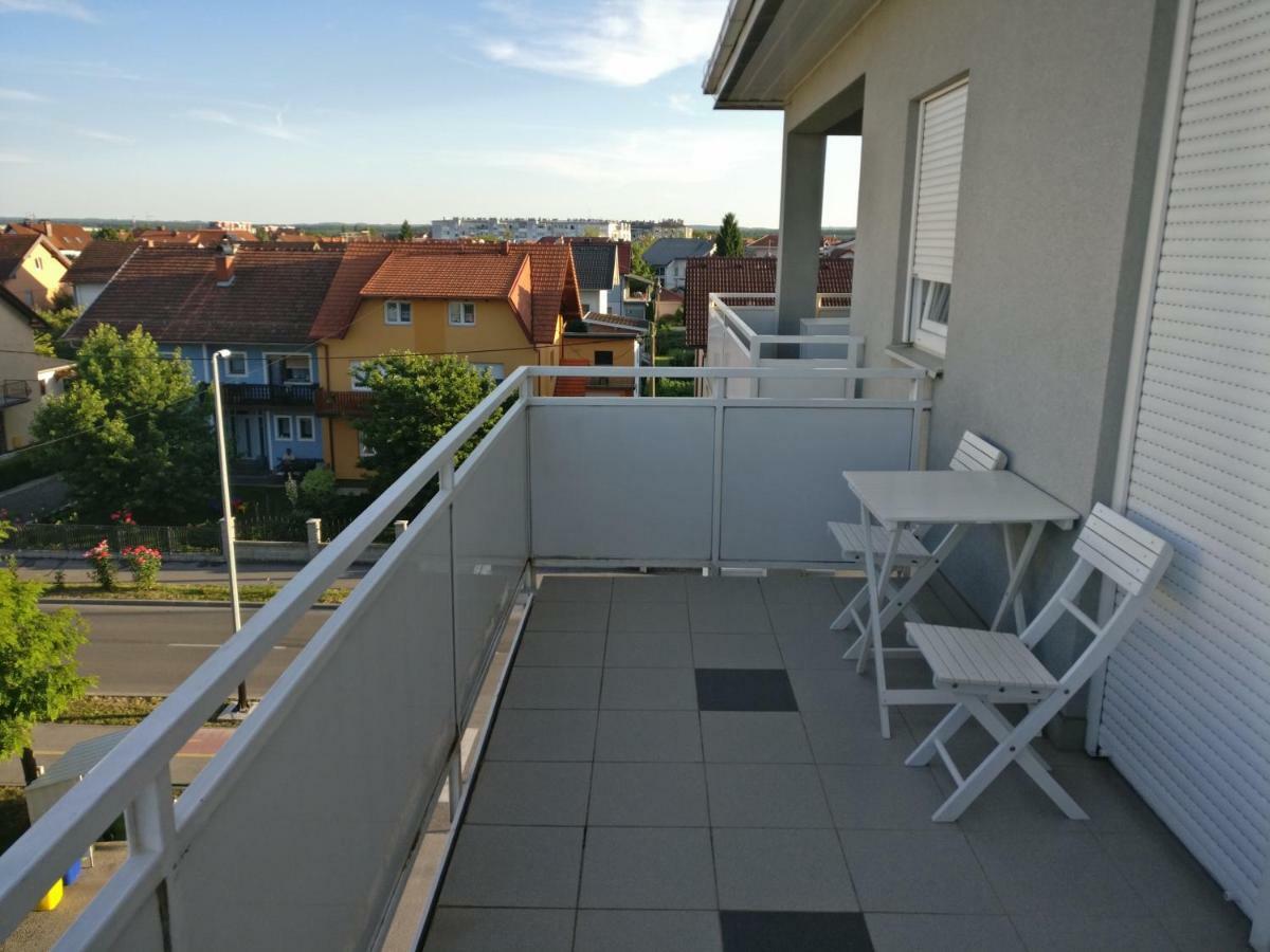 Apartman Luna Near Zagreb Airport Velika Gorica Exterior foto